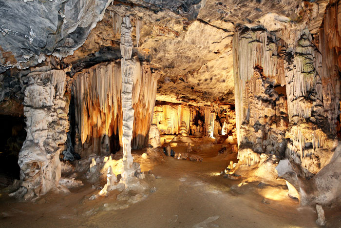 Пещеры Канго